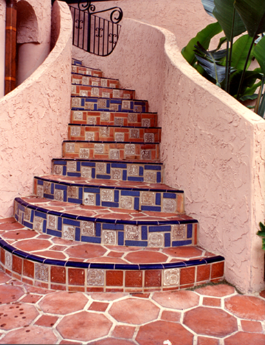 Quetzalcoatl_stairway